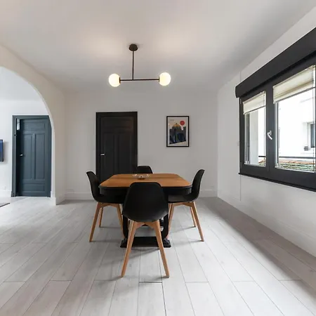 Le 108 - Design, 2 Chambres, Quartier Thermal Daire