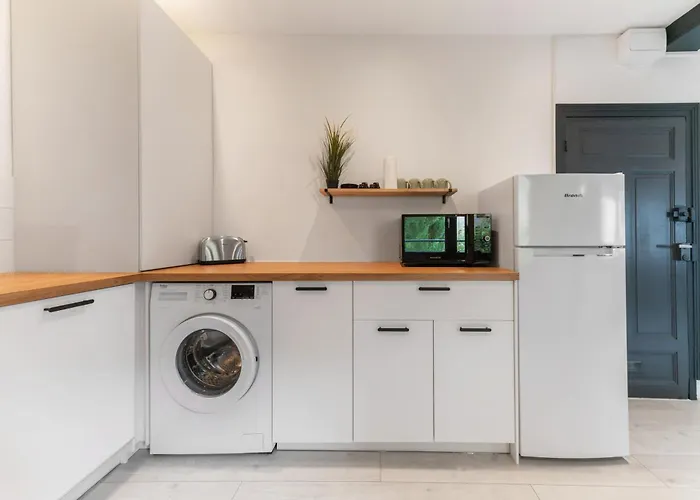 Le 108 - Design, 2 Chambres, Quartier Thermal *