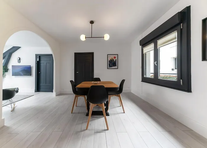 Le 108 - Design, 2 Chambres, Quartier Thermal Apartman