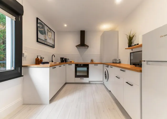 Le 108 - Design, 2 Chambres, Quartier Thermal Vichy